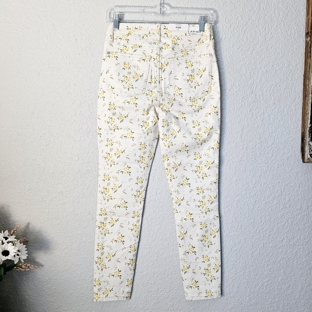 Judy Blue Mid Rise Wildflower Split Hem Skinny Jeans Stretch Neutral Various NEW - Picture 9 of 15